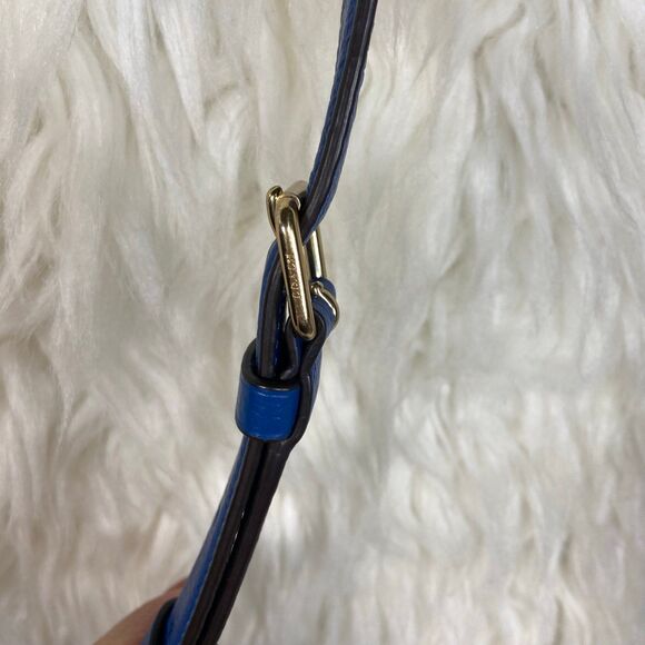 Coach Ellie File Bag in blue pebble leather - Picture 6 of 8